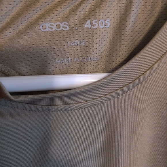 ASOS 4505 Training Shirt Tan - Picture 5 of 5